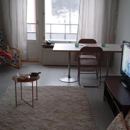 One Bedroom With Kitchen Close To Centrum